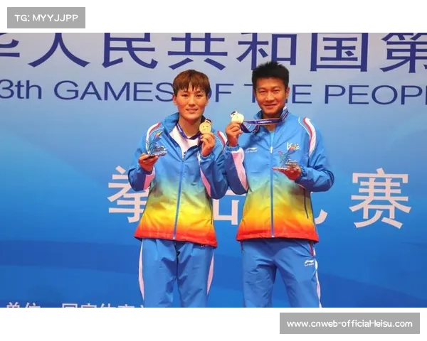 全运会拳击纪念品融入岭南风情 受到市场热烈欢迎